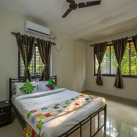 Oyo 11349 Home Sunny 2Bhk Siolim